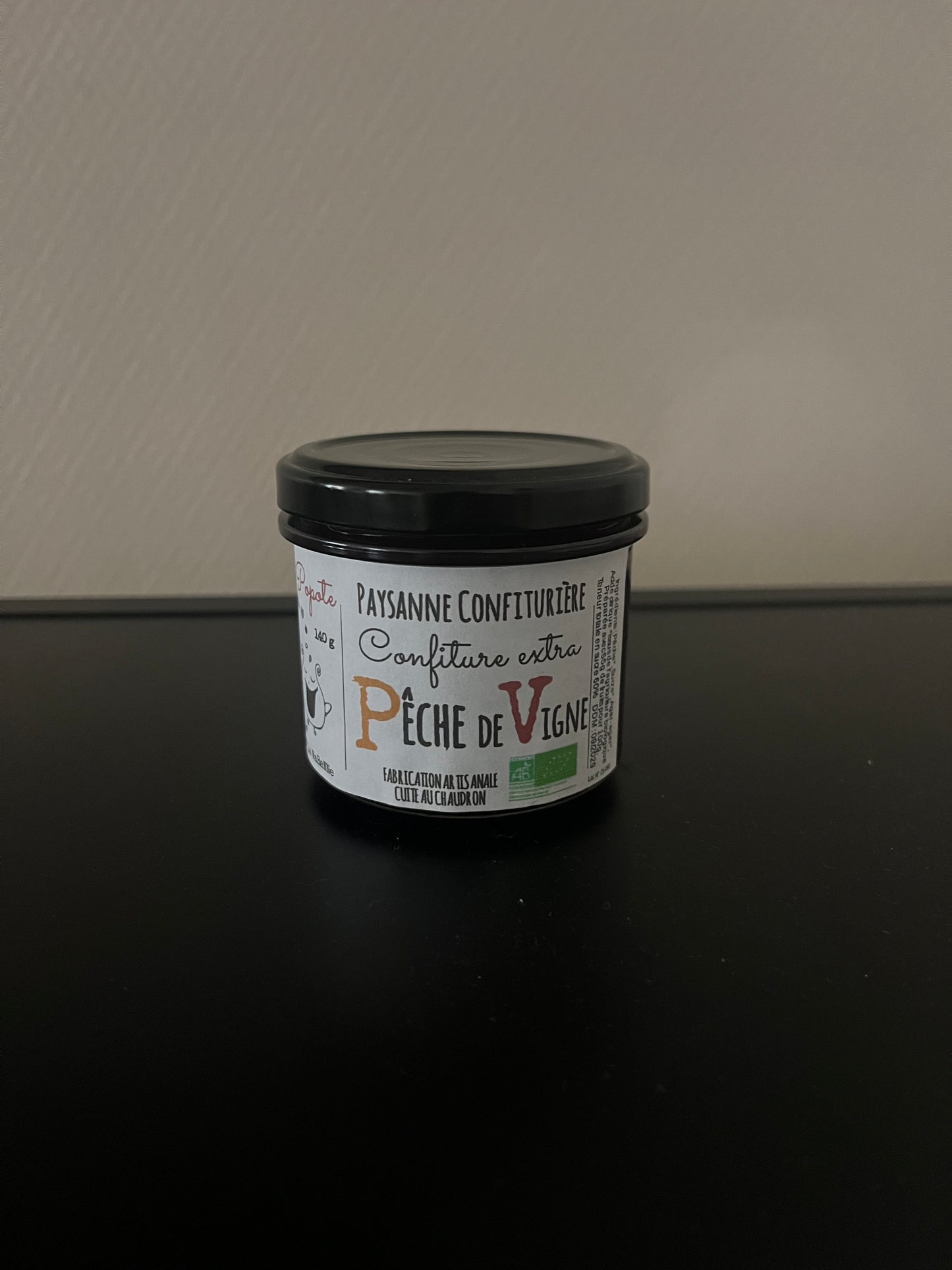 Confiture pêche de vigne